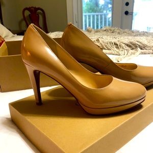 Cole Haan Chelsea Pump size 9, C width